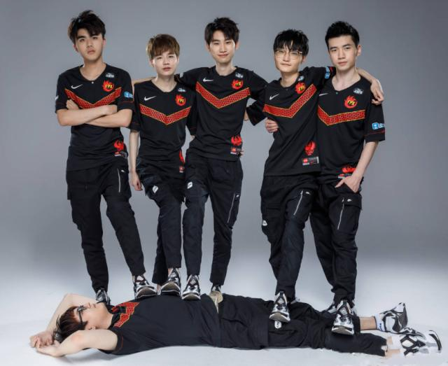 自然融入文 自然融入文